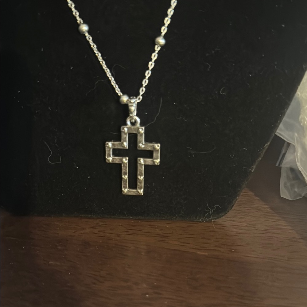 Elegant Silver Cross Necklace
